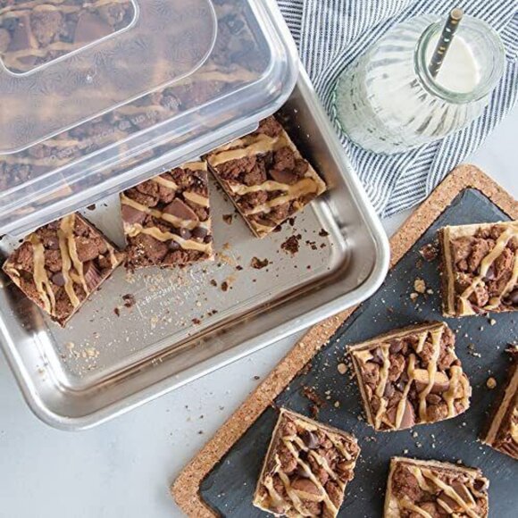 Nordic Ware Pan Natural Aluminum Cake Pan with Lid Rectangle Baking Dish USA - Picture 3 of 6